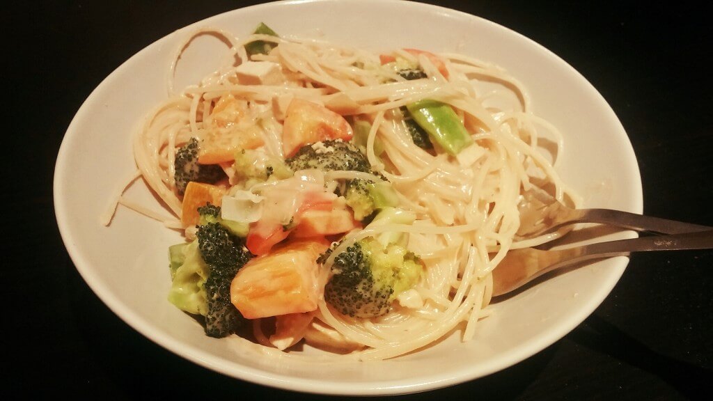 Nudeln mit ErdnussSauce, Tofu & Gemüse My Vegan Life
